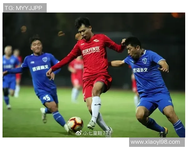 武汉足球队的拼搏之路与大师赛的荣耀时刻